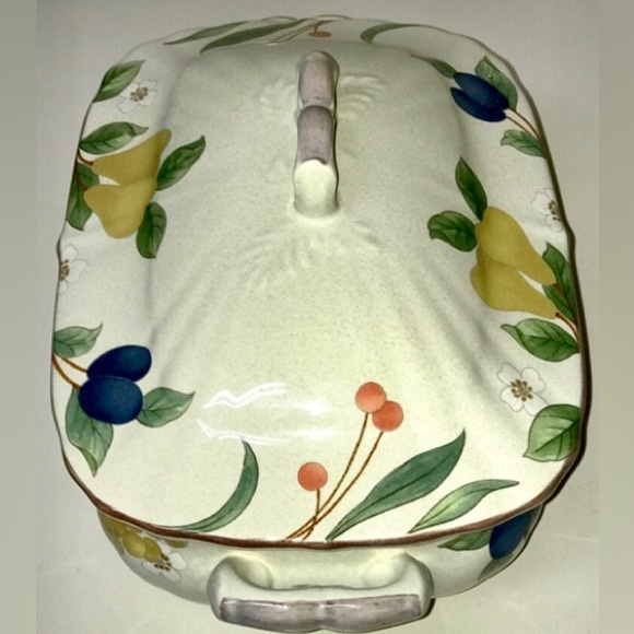 Vintage Discontinued MIKASA Country Classics FRUIT PANORAMA Lidded Tureen - Picture 9 of 10